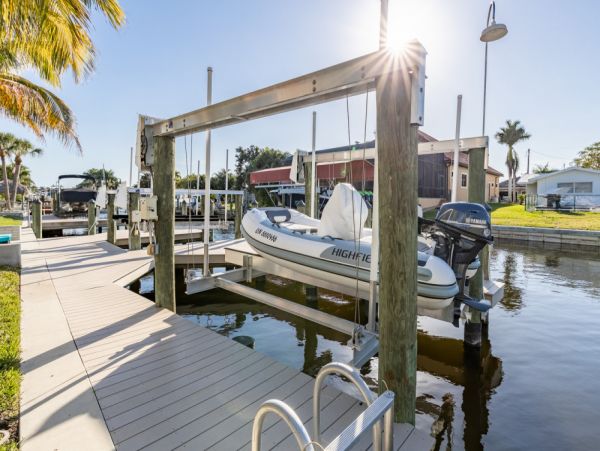 Cape Coral Home 1024333