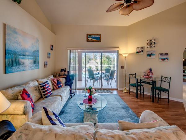 Cape Coral Home 1024334