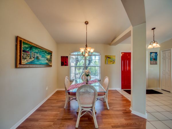 Cape Coral Home 1024334