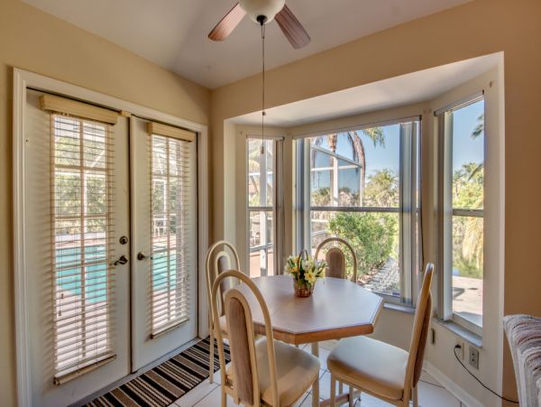 Cape Coral Home 1024334