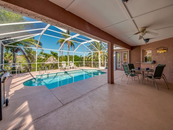 Cape Coral Home 1024334