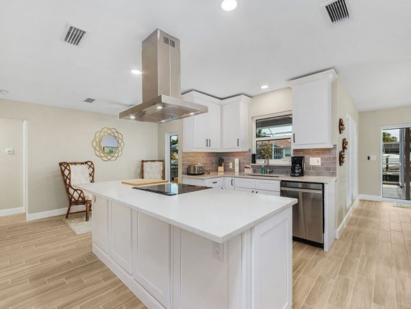 Cape Coral Home 1024337