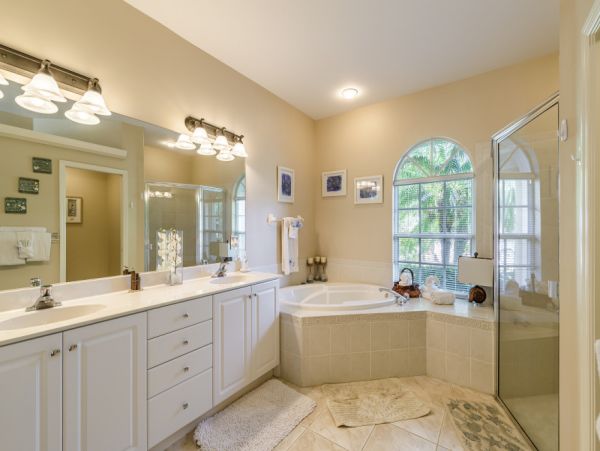 Cape Coral Home 1024338