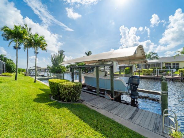 Cape Coral Home 1024338