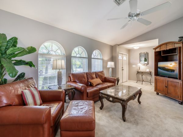 Cape Coral Home 1024339