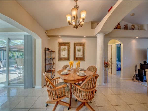 Cape Coral Home 1024340
