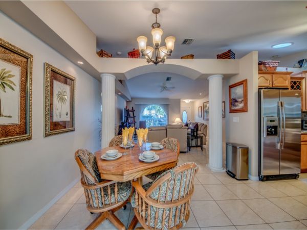 Cape Coral Home 1024340