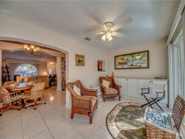 Cape Coral Home 1024340