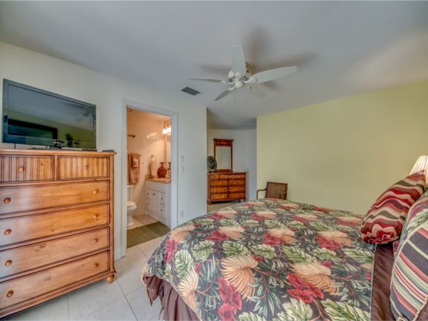 Cape Coral Home 1024340