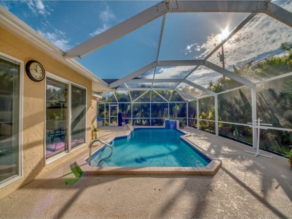 Cape Coral Home 1024340
