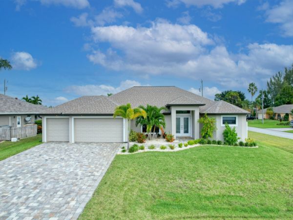 Cape Coral Home 1024342
