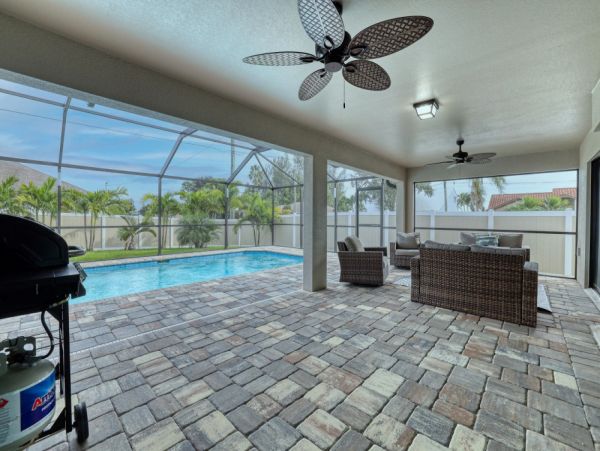 Cape Coral Home 1024342
