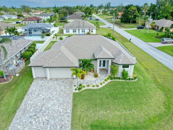 Cape Coral Home 1024342