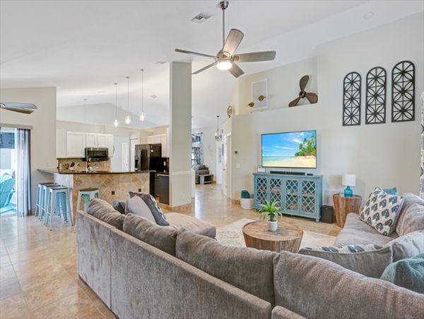 Cape Coral Home 1024345