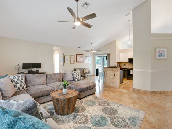 Cape Coral Home 1024345
