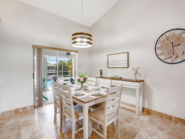 Cape Coral Home 1024345