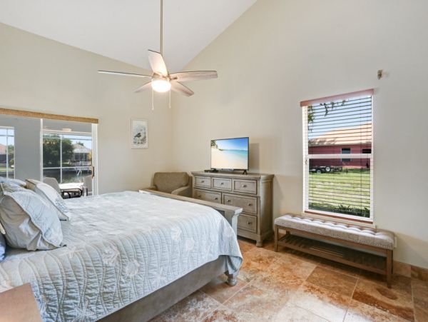Cape Coral Home 1024345