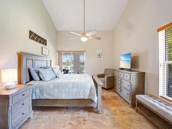 Cape Coral Home 1024345