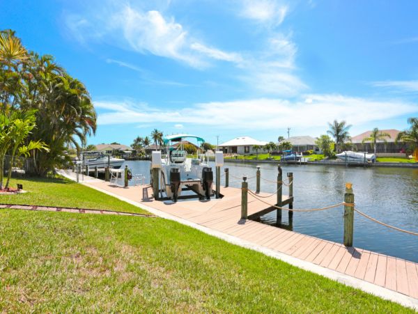Cape Coral Home 1024345