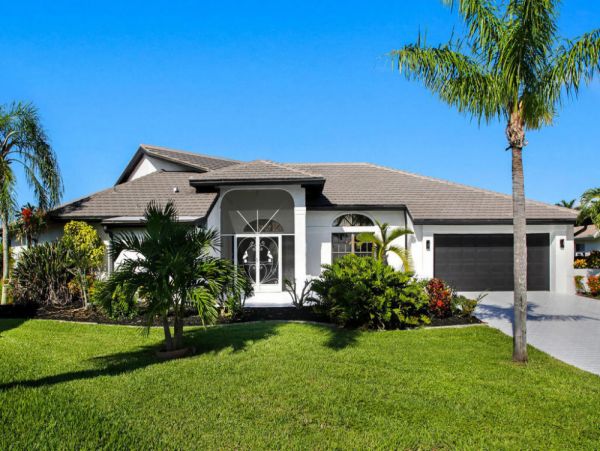 Cape Coral Home 1024346