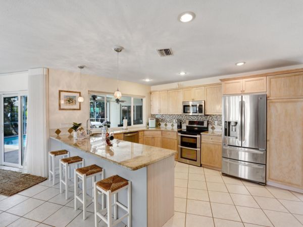 Cape Coral Home 1024347