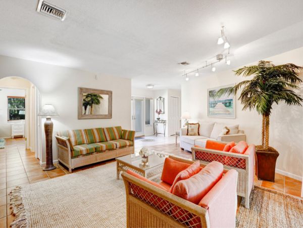 Cape Coral Home 1024347