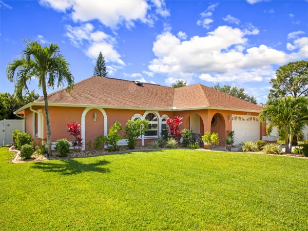 Cape Coral Home 1024349