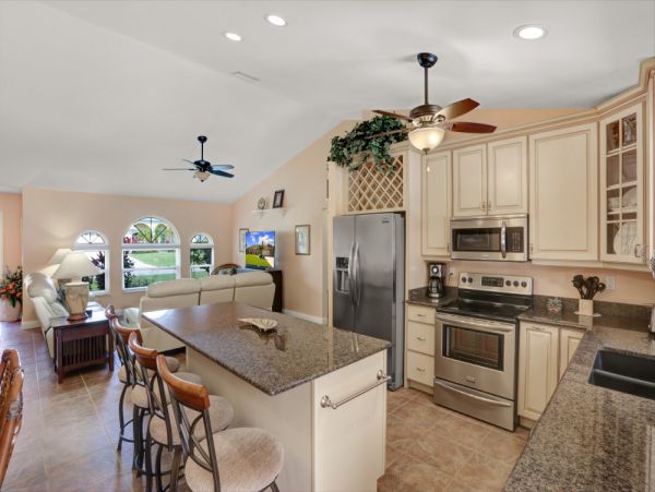 Cape Coral Home 1024349