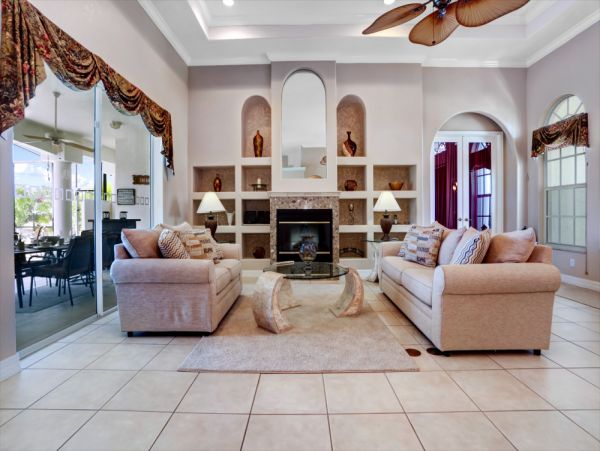 Cape Coral Home 1024350