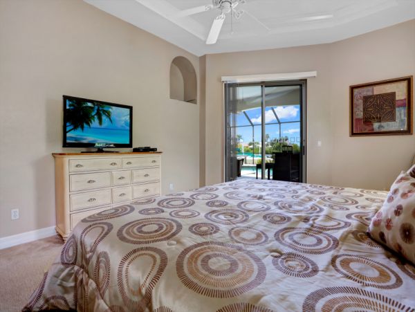 Cape Coral Home 1024350