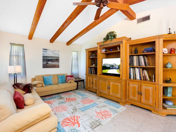Cape Coral Home 1024351