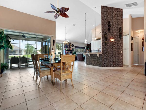 Cape Coral Home 1024352