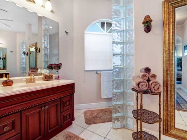 Cape Coral Home 1024352