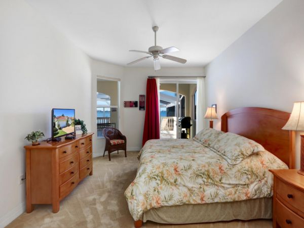Cape Coral Home 1024353