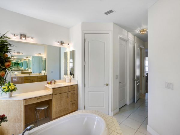 Cape Coral Home 1024353