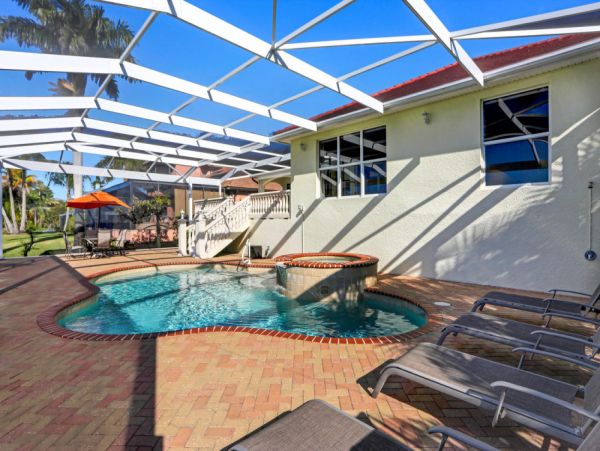 Cape Coral Home 1024353