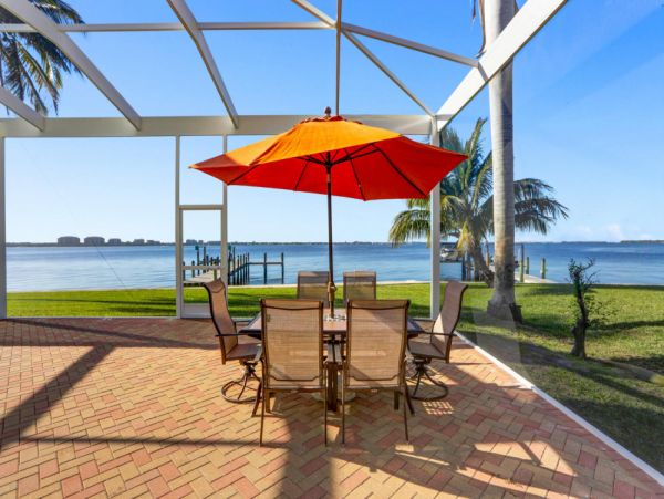Cape Coral Home 1024353