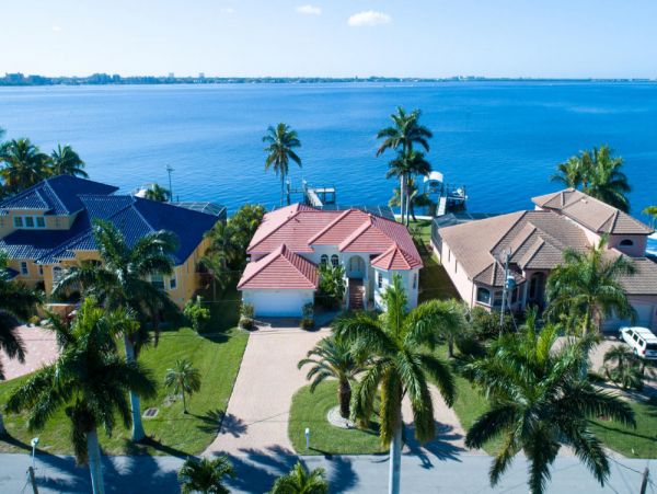 Cape Coral Home 1024353