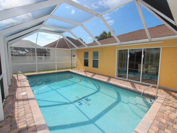 Cape Coral Home 1024354