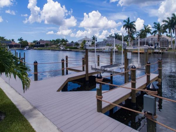 Cape Coral Home 1024356
