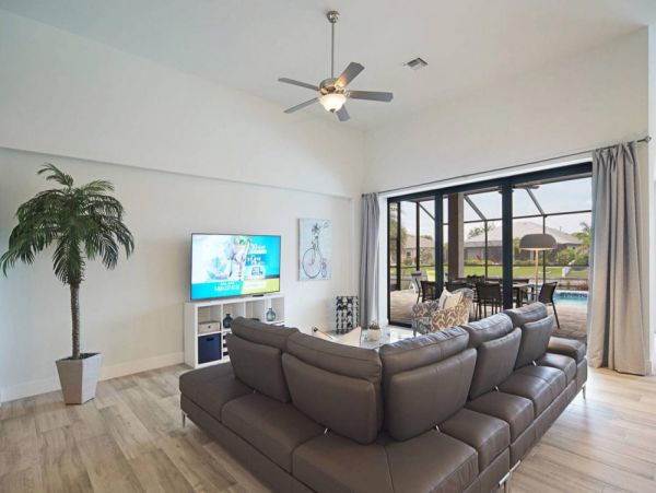 Cape Coral Home 1024357
