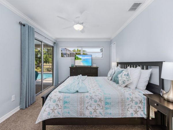 Cape Coral Home 1024358