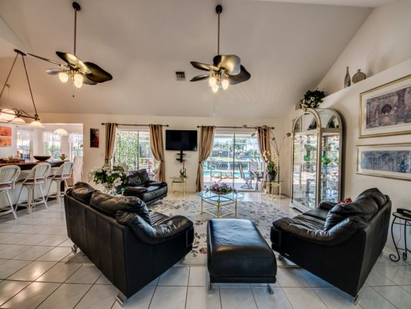 Vacation Home in Cape Coral with Caged Pool and Boat Dock