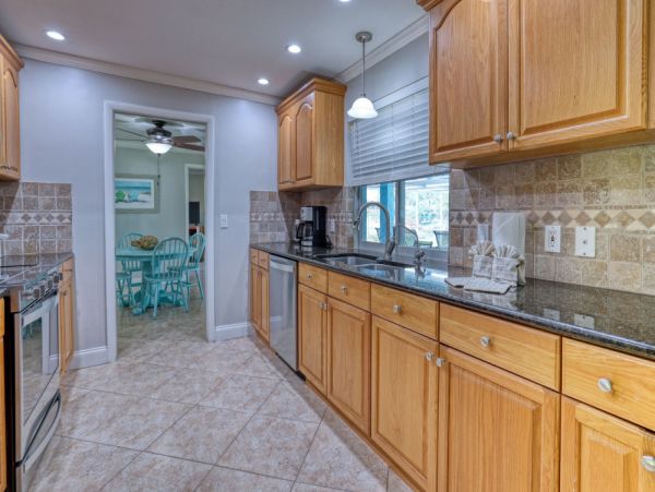 Cape Coral Home 1024361