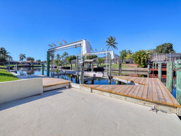 Cape Coral Home 1024361