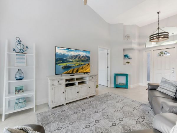 Cape Coral Home 1024366
