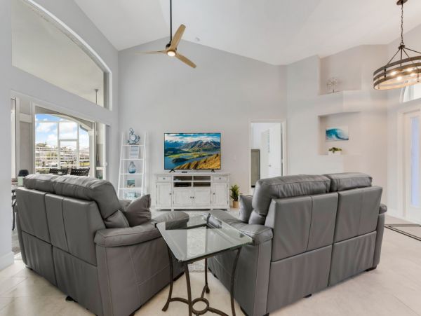 Cape Coral Home 1024366
