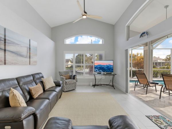 Cape Coral Home 1024366