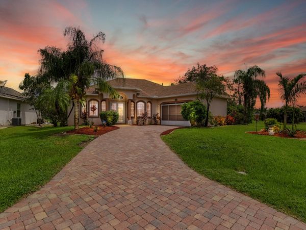 Cape Coral Home 1024367