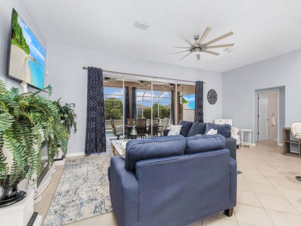 Cape Coral Home 1024367